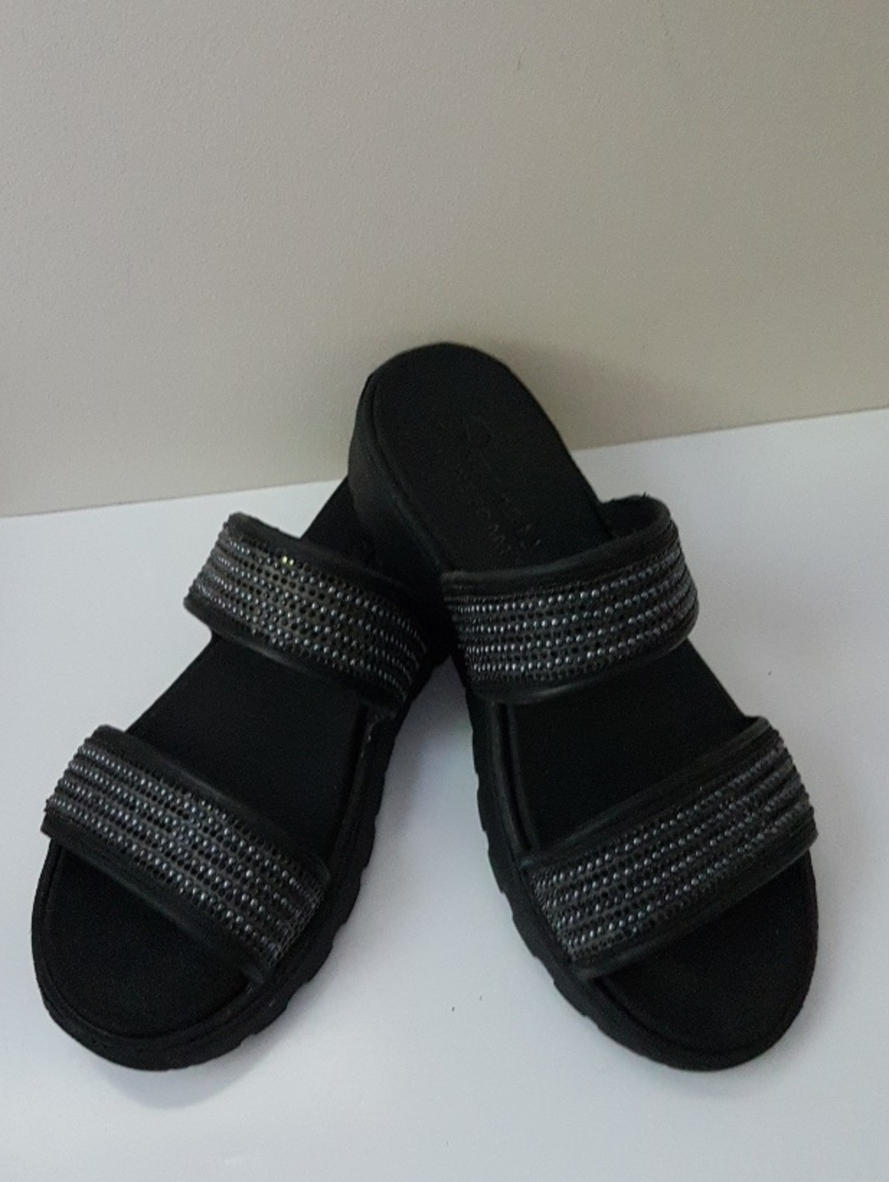Skechers Luxe Foam Sandals